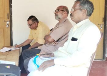 സഞ്ജയ് കുല്‍ക്കര്‍ണി മടക്കിമലയില്‍ ഭവന സന്ദര്‍ശനത്തില്‍