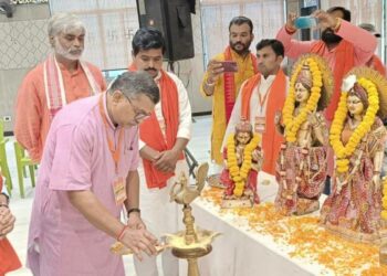 റാഞ്ചി ദിഗംബര്ജെയിന് ഭവനില് ബജ്രംഗ് ദള് ദേശീയ സമ്മേളനം വിഎച്ച്പി ദേശീയ ജനറല് സെക്രട്ടറി മിലിന്ദ് പരാണ്ഡെ ഉദ്ഘാടനം ചെയ്യുന്നു