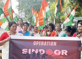 ഓപ്പറേഷന്‍ സിന്ദൂറിന് ഐക്യദാര്‍ഡ്യം പ്രഖ്യാപിച്ച് മഹിളാ സമന്വയ വേദി എറണാകുളം മറൈന്‍ ഡ്രൈവില്‍ സംഘടിപ്പിച്ച സ്വാഭിമാനയാത്ര